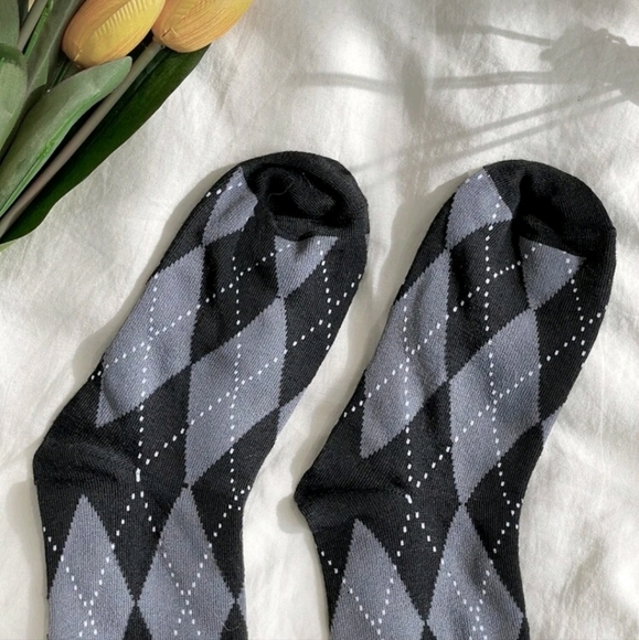 Knee High Argyle Socks - Picture 3 of 8